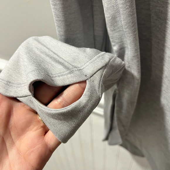 Athleta lightweight hoodie XS - Picture 3 of 4